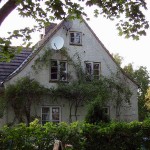 Die Bäckerei von Familie Kasten am Kirchweg in Kloster. Das Photo stammt noch vor dem Umbau. Bäckerei Kasten in Kloster / Hiddensee