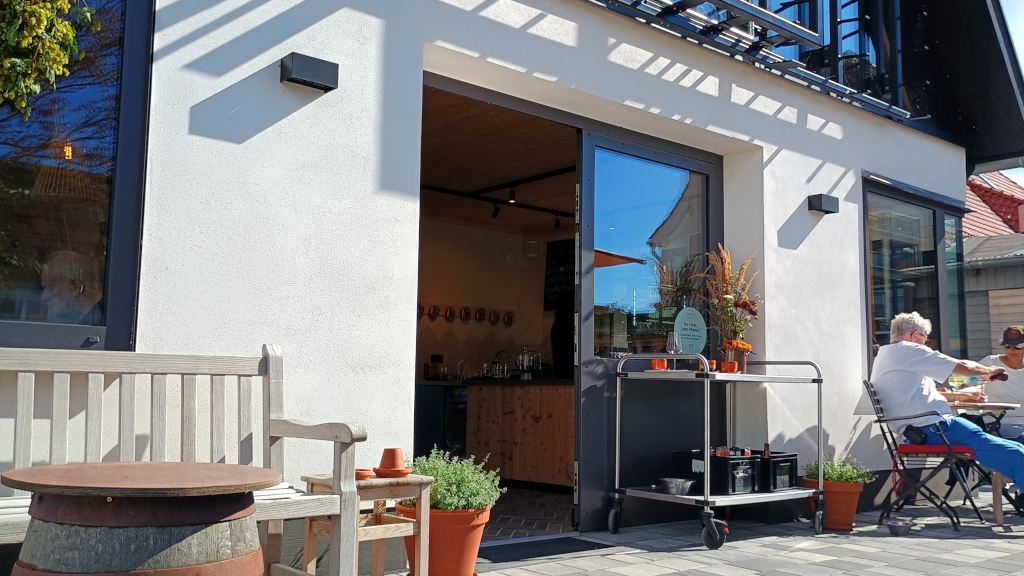 Gartencafé in Vitte auf Hiddensee - Eingangsbereich