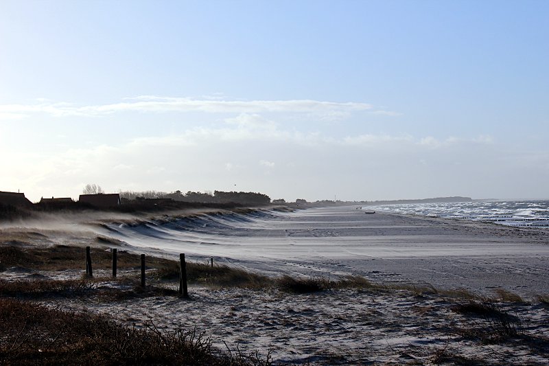 Der Strand von Hiddensee nach der Sandaufspülung von Anka Reß